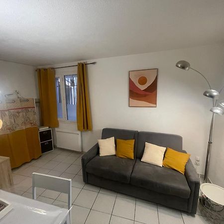 Studio Les Halles De Narbonne Apartment Bagian luar foto